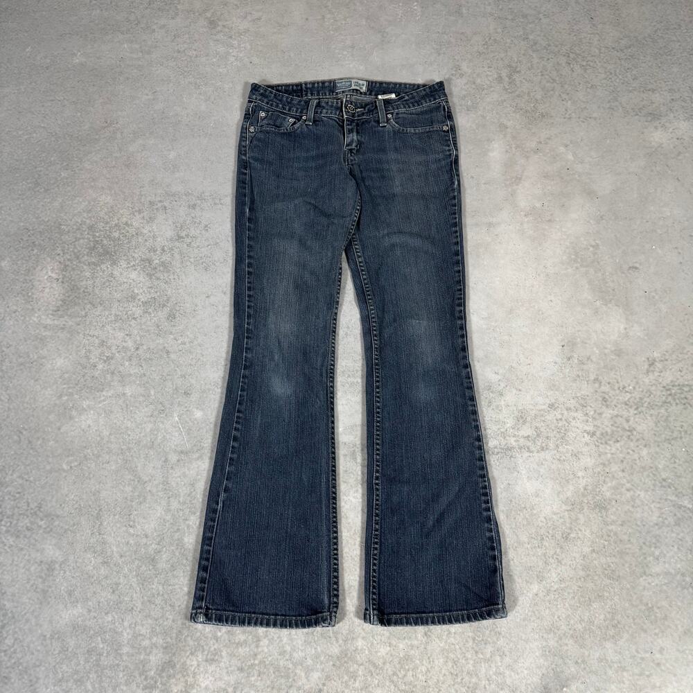 Signature by Levi Strauss Low Slim Bootcut Jeans Dark Wash - Size: Juniors 7M